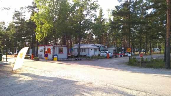 suomi nainen aikuisviihdevideot suomi nainen aikuisviihdevideot